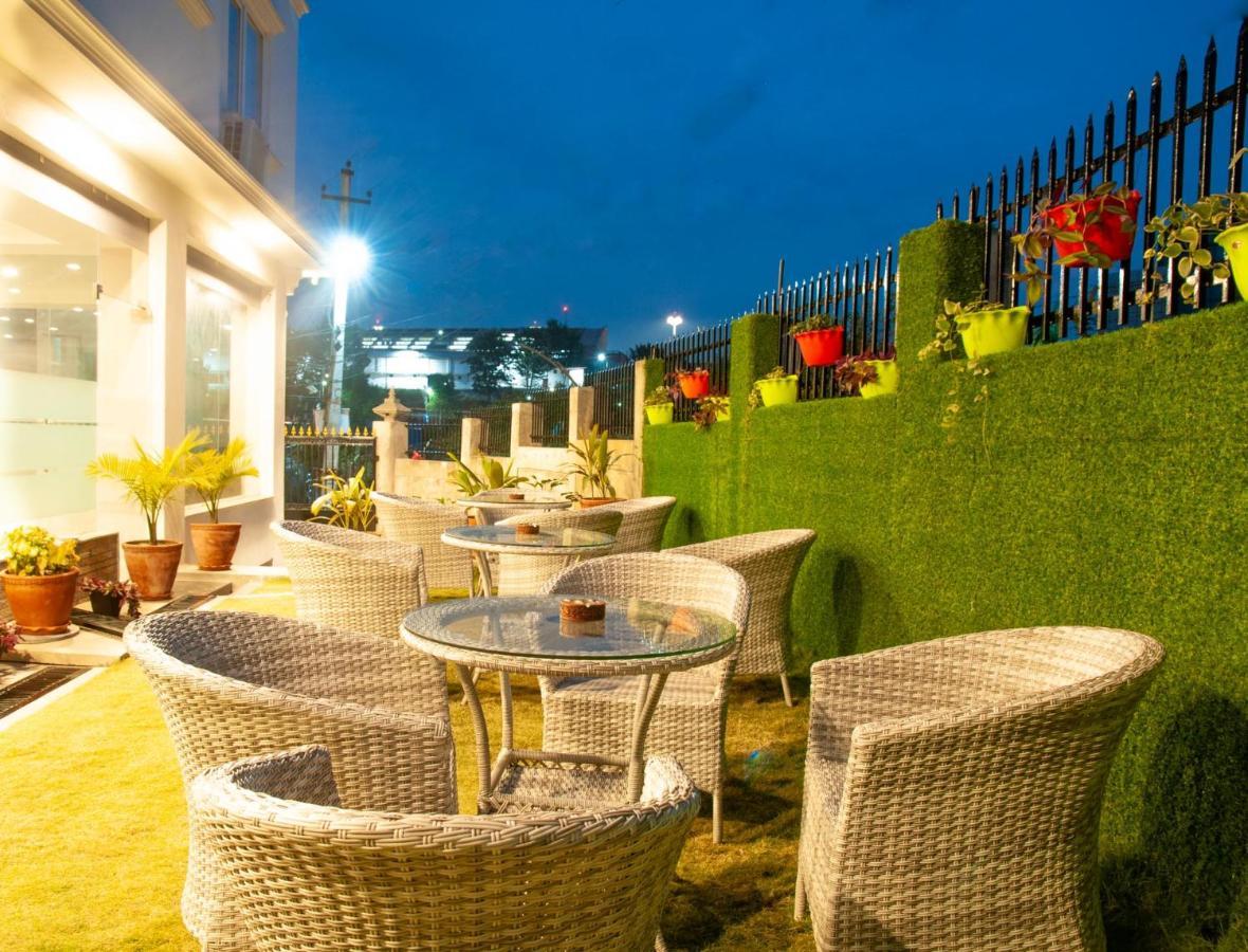 Hotel Krishna กาฐมาณฑุ ภายนอก รูปภาพ
