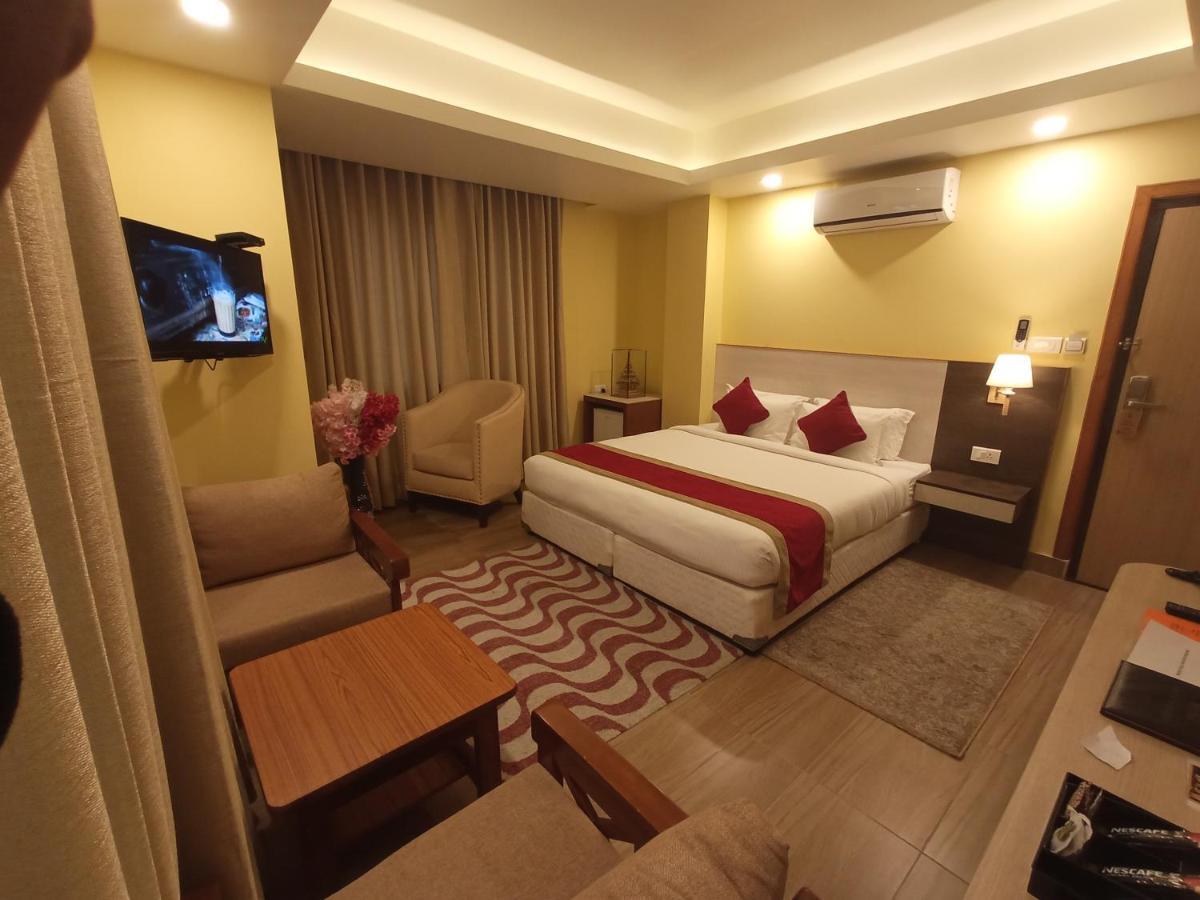 Hotel Krishna กาฐมาณฑุ ภายนอก รูปภาพ
