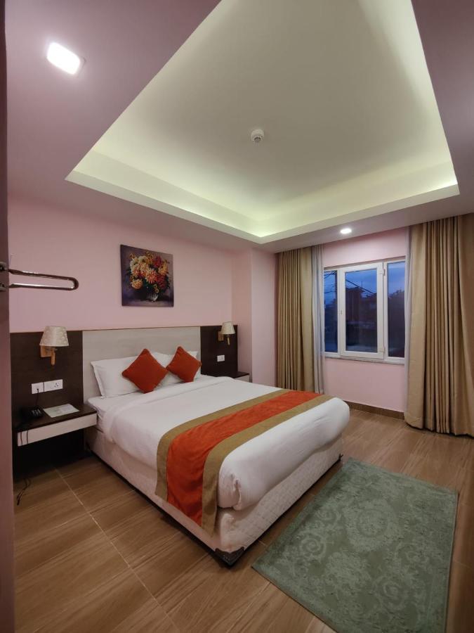 Hotel Krishna กาฐมาณฑุ ภายนอก รูปภาพ