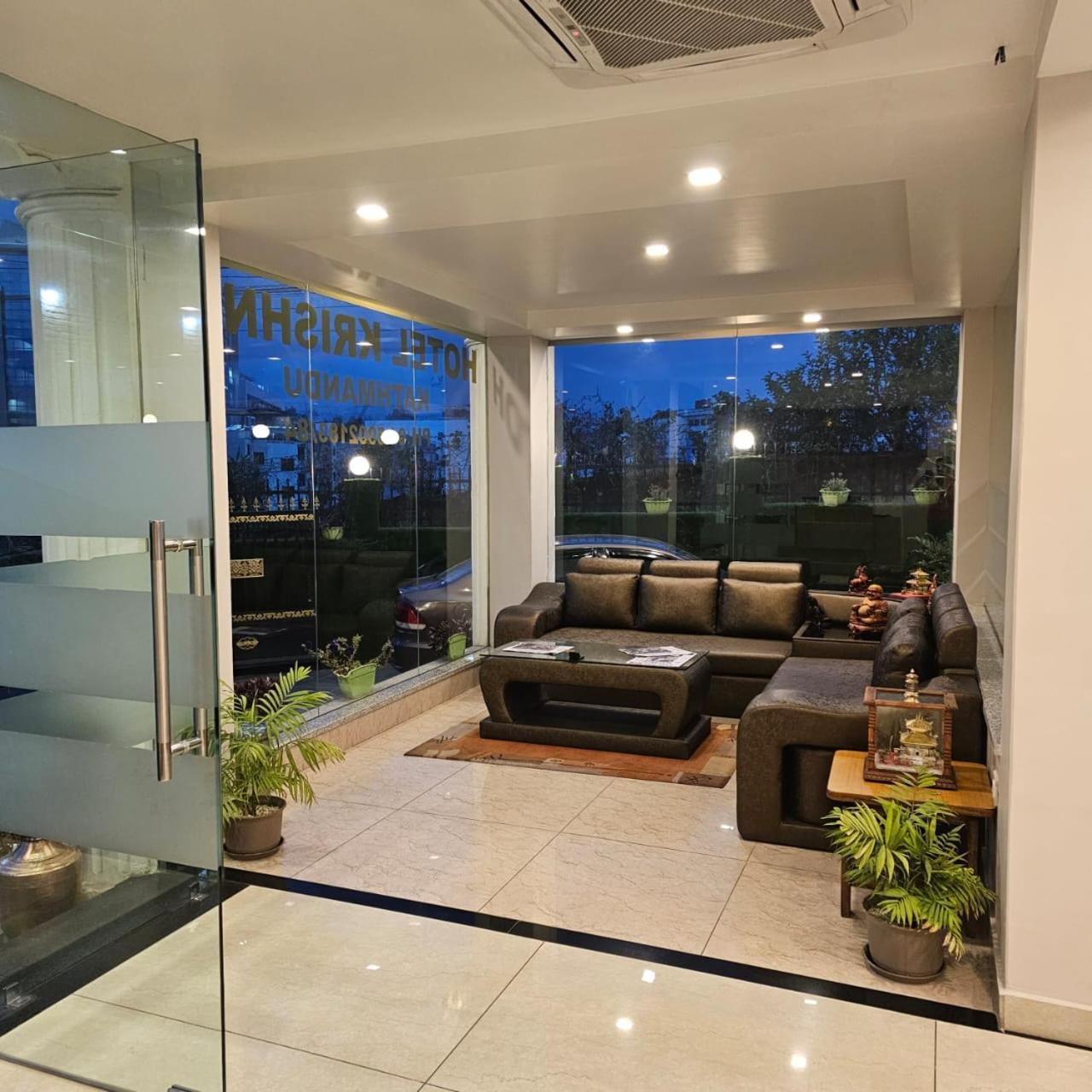 Hotel Krishna กาฐมาณฑุ ภายนอก รูปภาพ