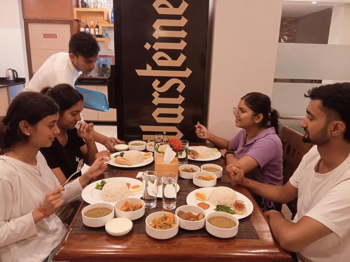 Hotel Krishna กาฐมาณฑุ ภายนอก รูปภาพ