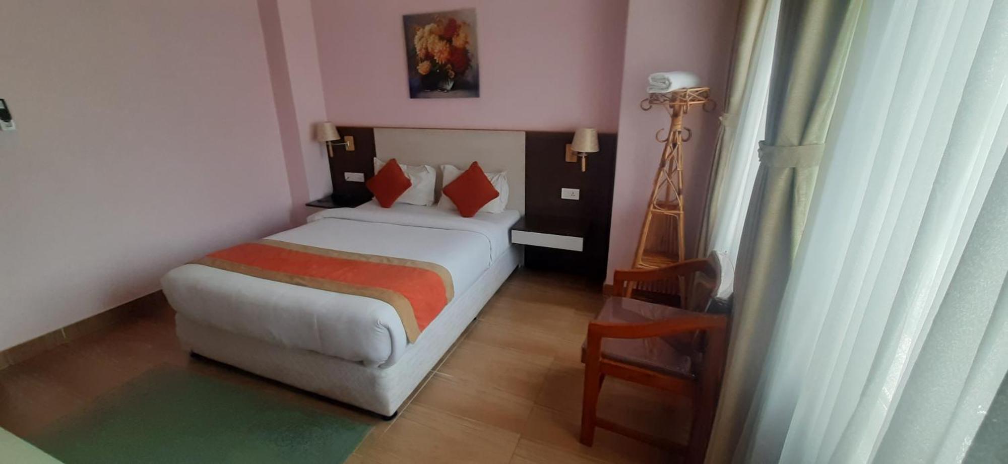 Hotel Krishna กาฐมาณฑุ ภายนอก รูปภาพ